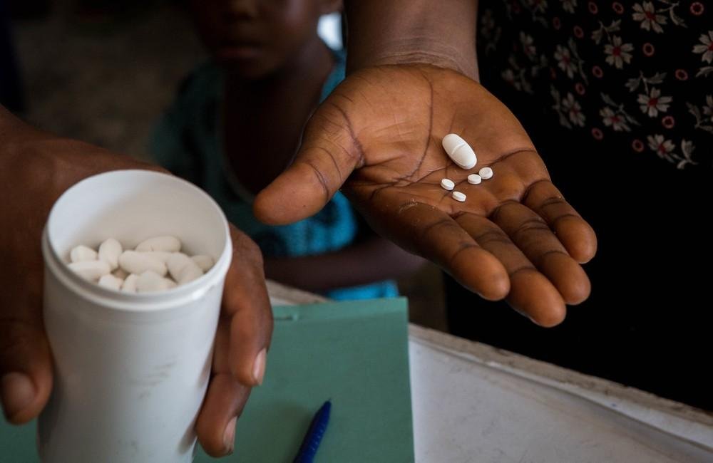 Esqueci de Tomar os Medicamentos de HIV: O que Fazer e Como Evitar a Resistência Viral?
